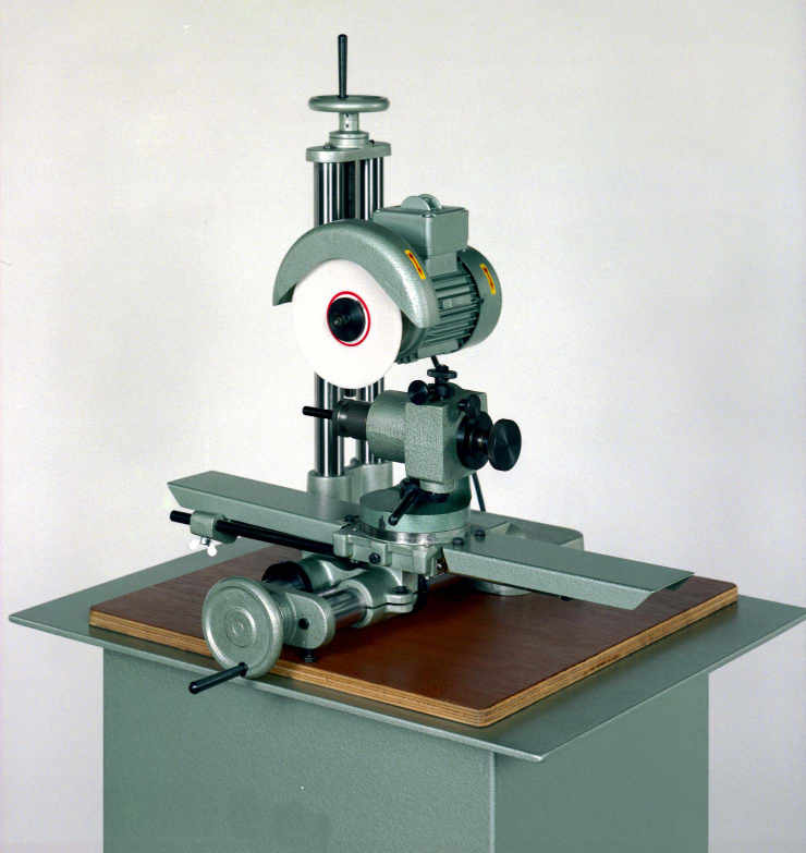 Werkzeugschleifmaschine